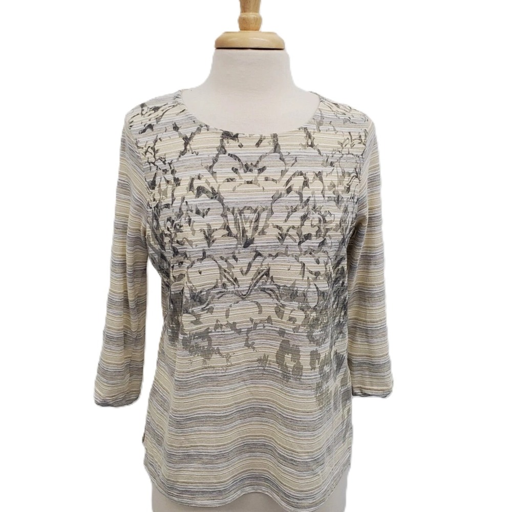 Chicos Zenergy Womens‎ M Beige Gray Metallic Knit Top Classic Preppy Layering